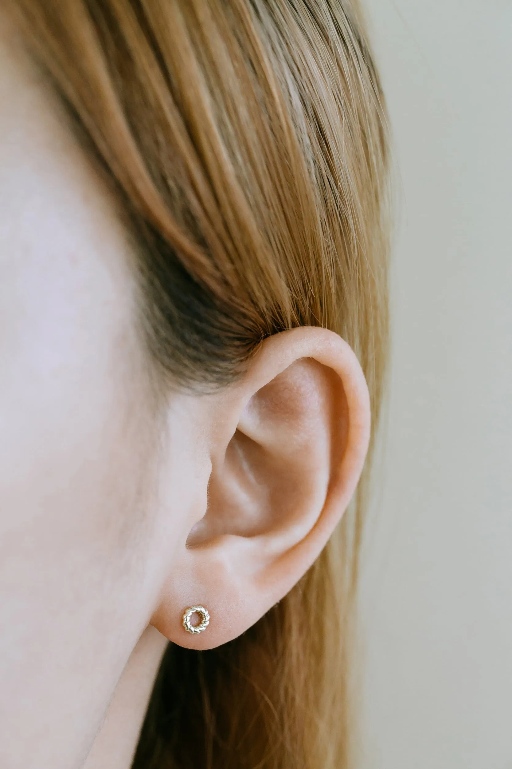 14k Gold Jewelry Minimal Open Round Rope Barbell Ear Stud Piercing