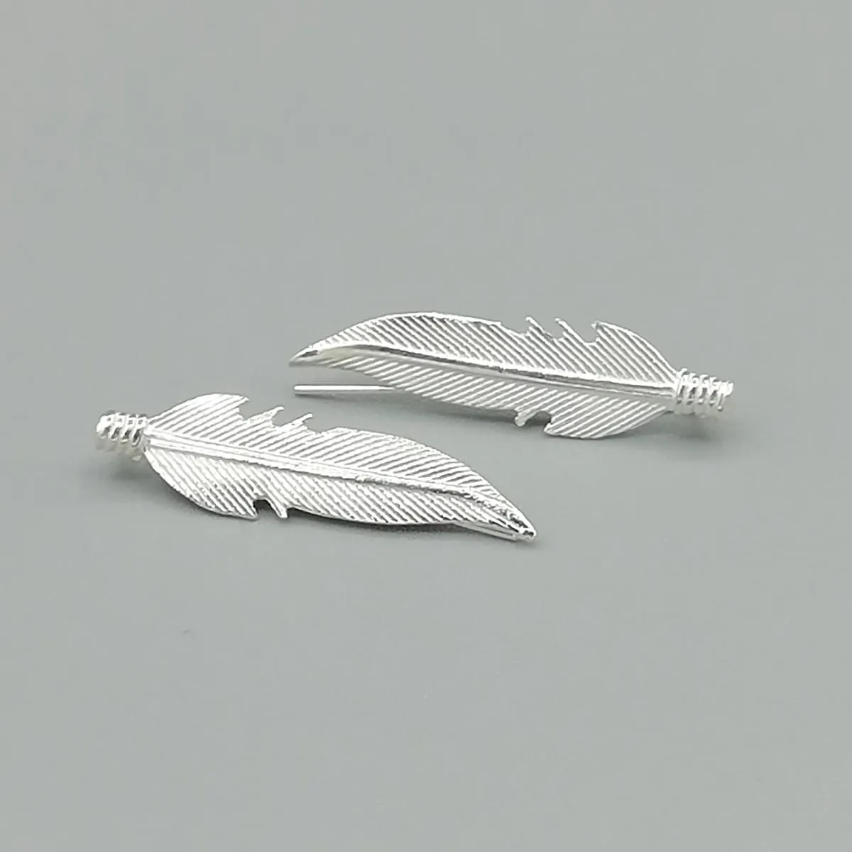 Feather ear climber | 925 Silver ear creeper | Bohemian jewelry | E99