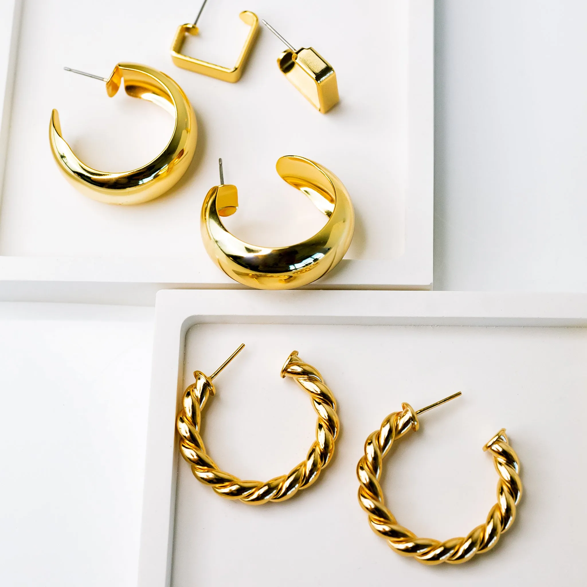 Gigi Lightweight Twisted Hoops