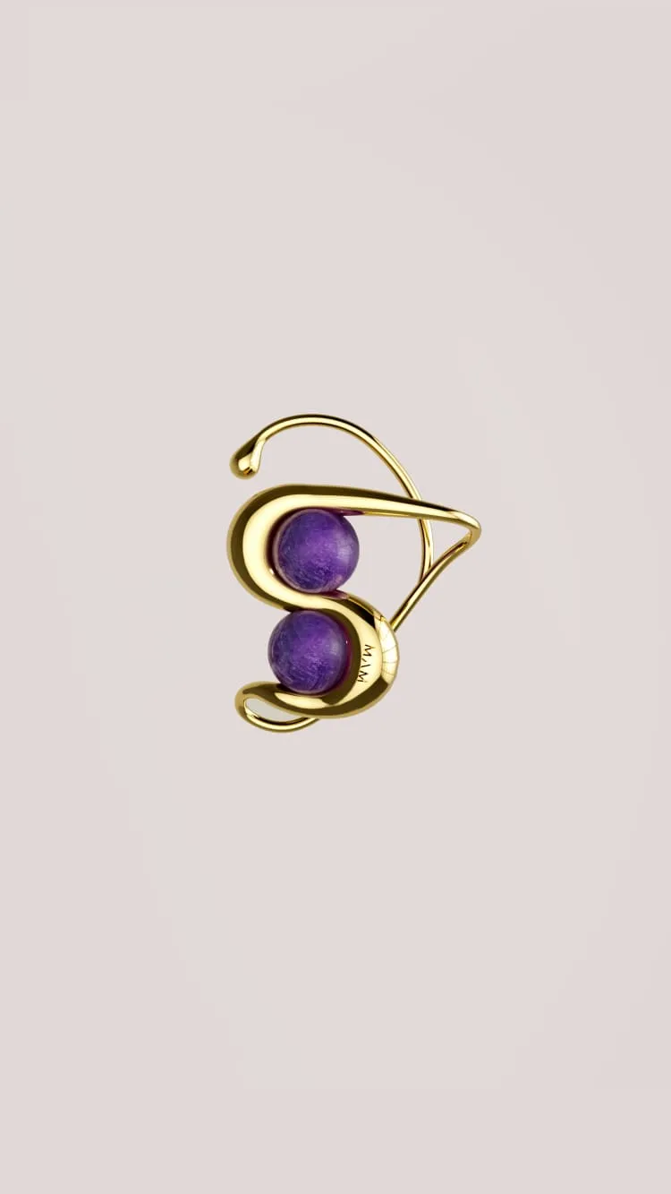 Gold ear-cuff with amethyst