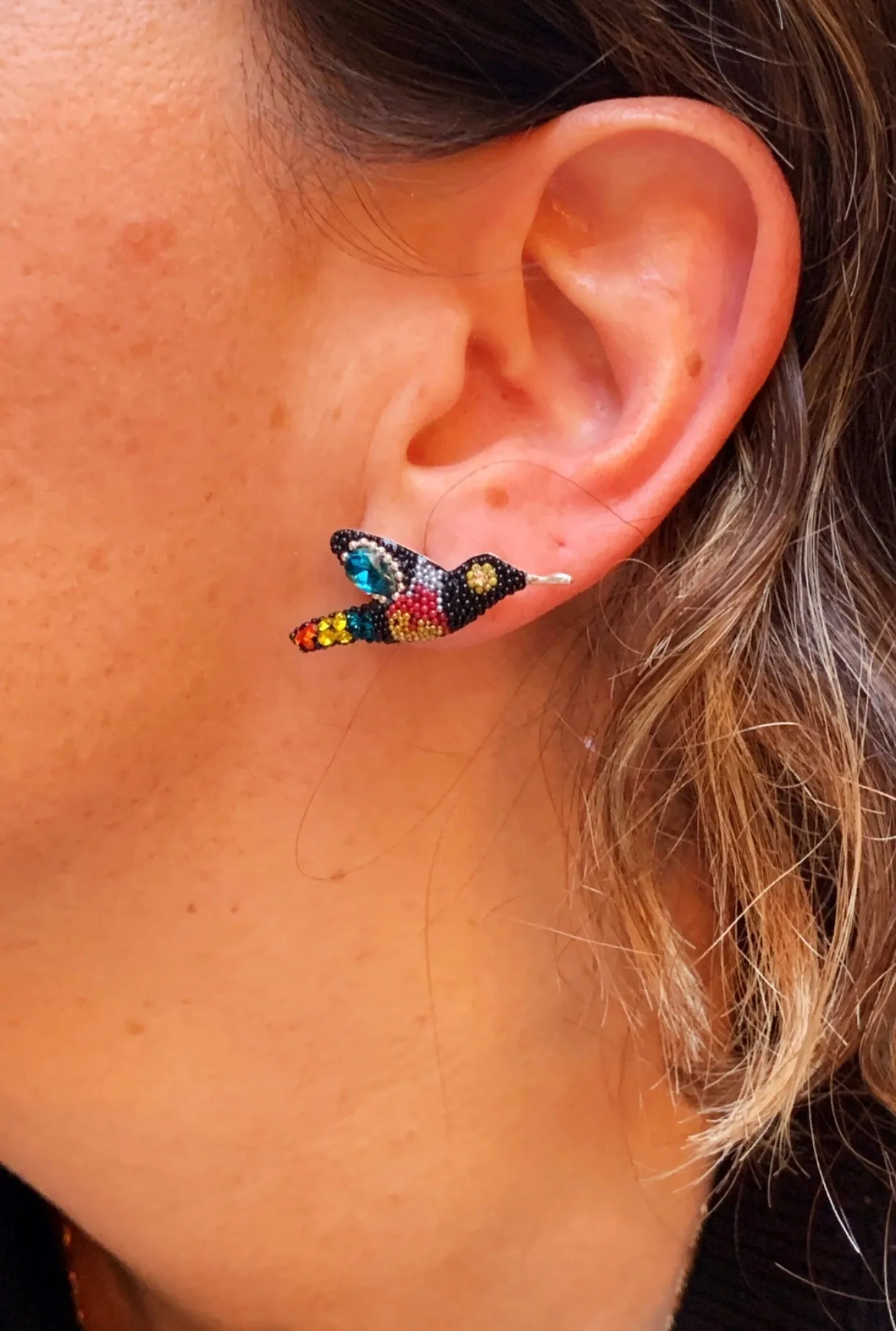 HUMMINGBIRD EARRINGS / BLACK W MUTLI-COLORS