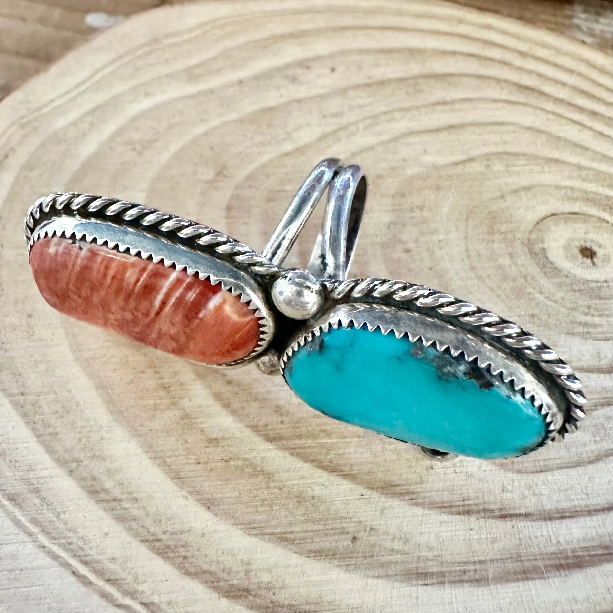 OPPOSITES ATTRACT Vintage Rose Castillo Ring Sterling Silver, Turquoise, Spiny Oyster  Size 9