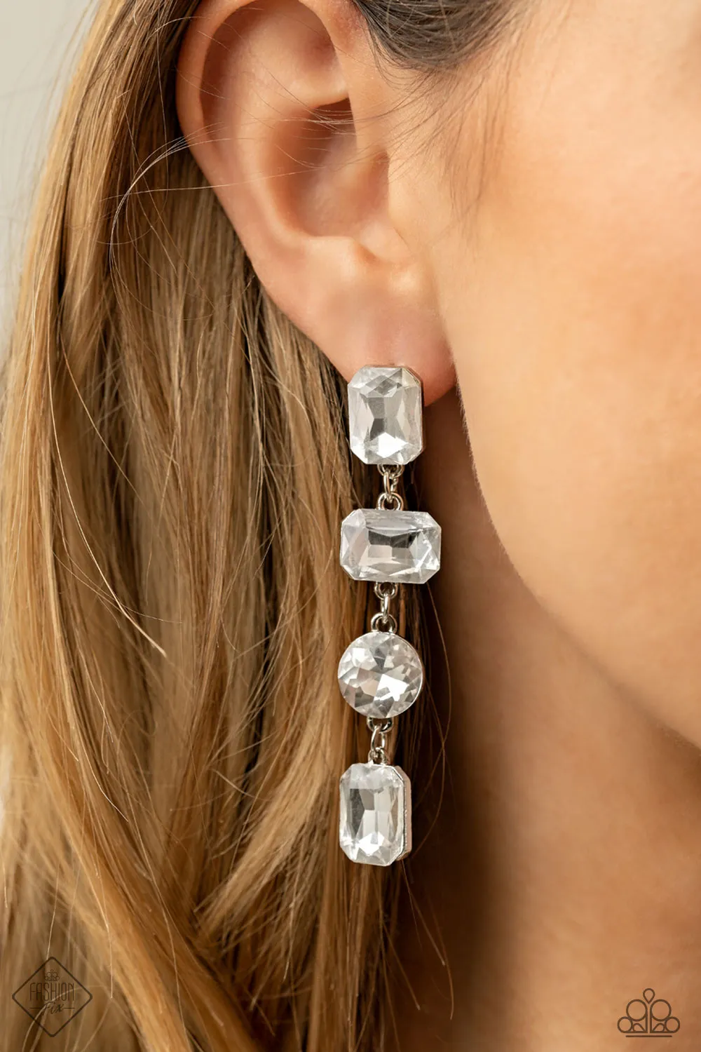 Paparazzi Accessories - Cosmic Heiress - White Earrings