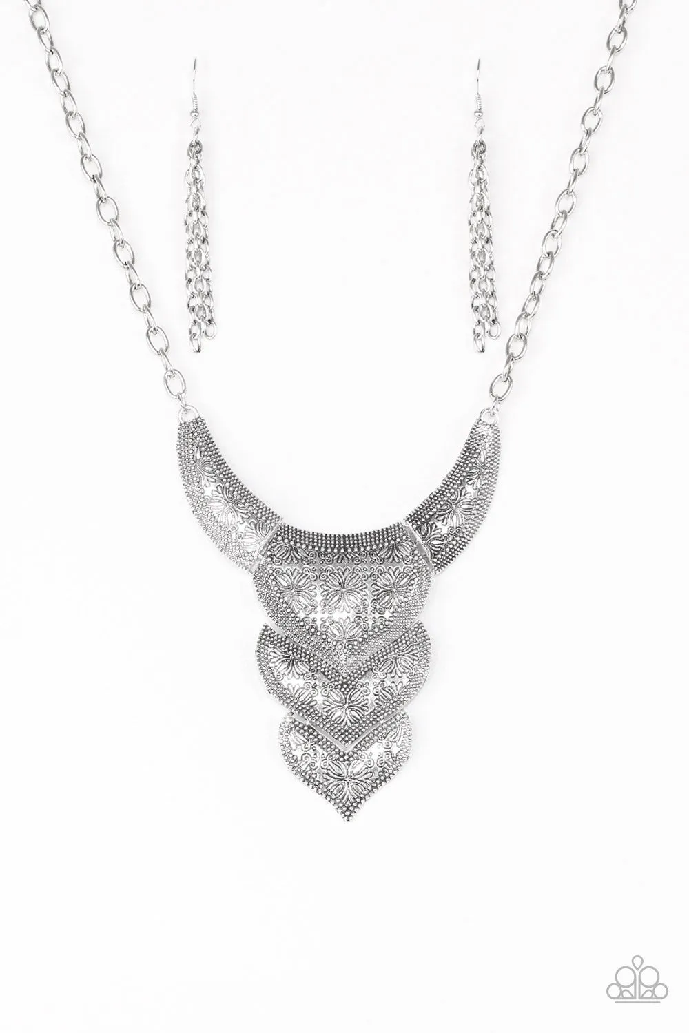 Paparazzi Necklace ~ Texas Temptress - Silver