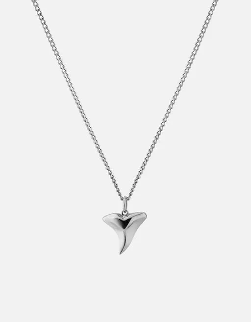 Shark Tooth Pendant Necklace 103-0314-001