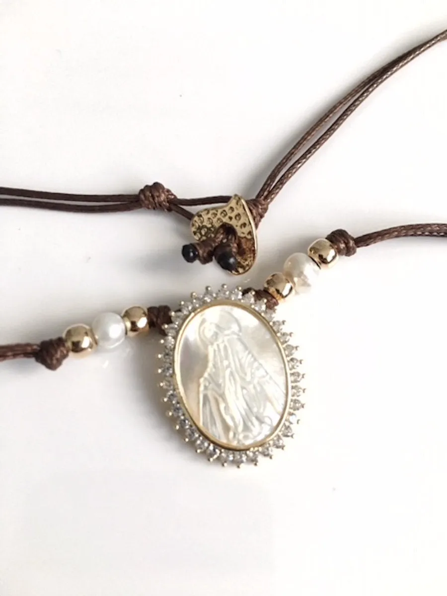 Shell Jewelry, Mother of Pearl Miraculous Medallion Necklace, Virgen de La Milagrosa, Gold Virgin Mary Pendant, CZ Charm Virgin Mary Jewelry