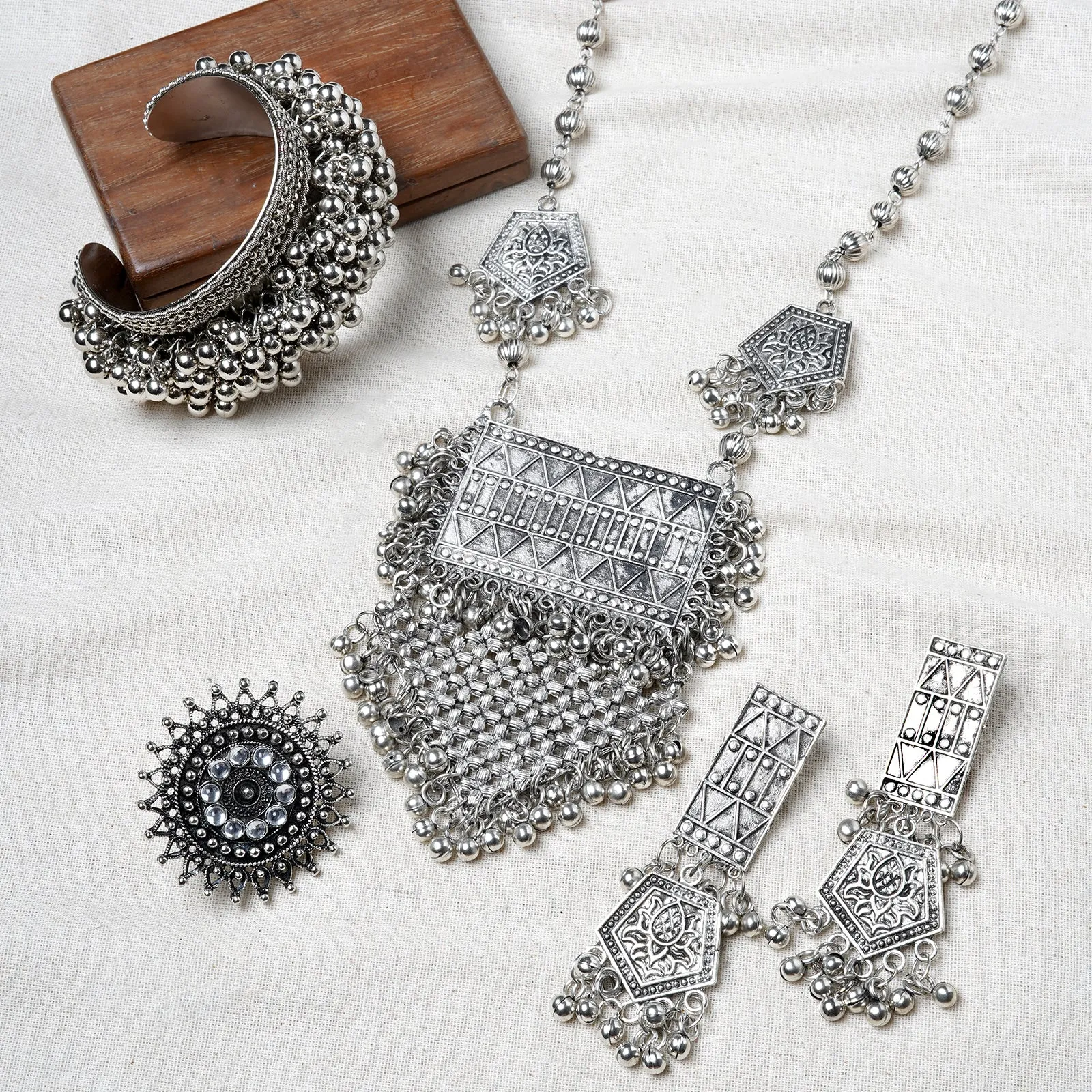 Teejh Kunji Silver Oxidised Jewelry Gift Set