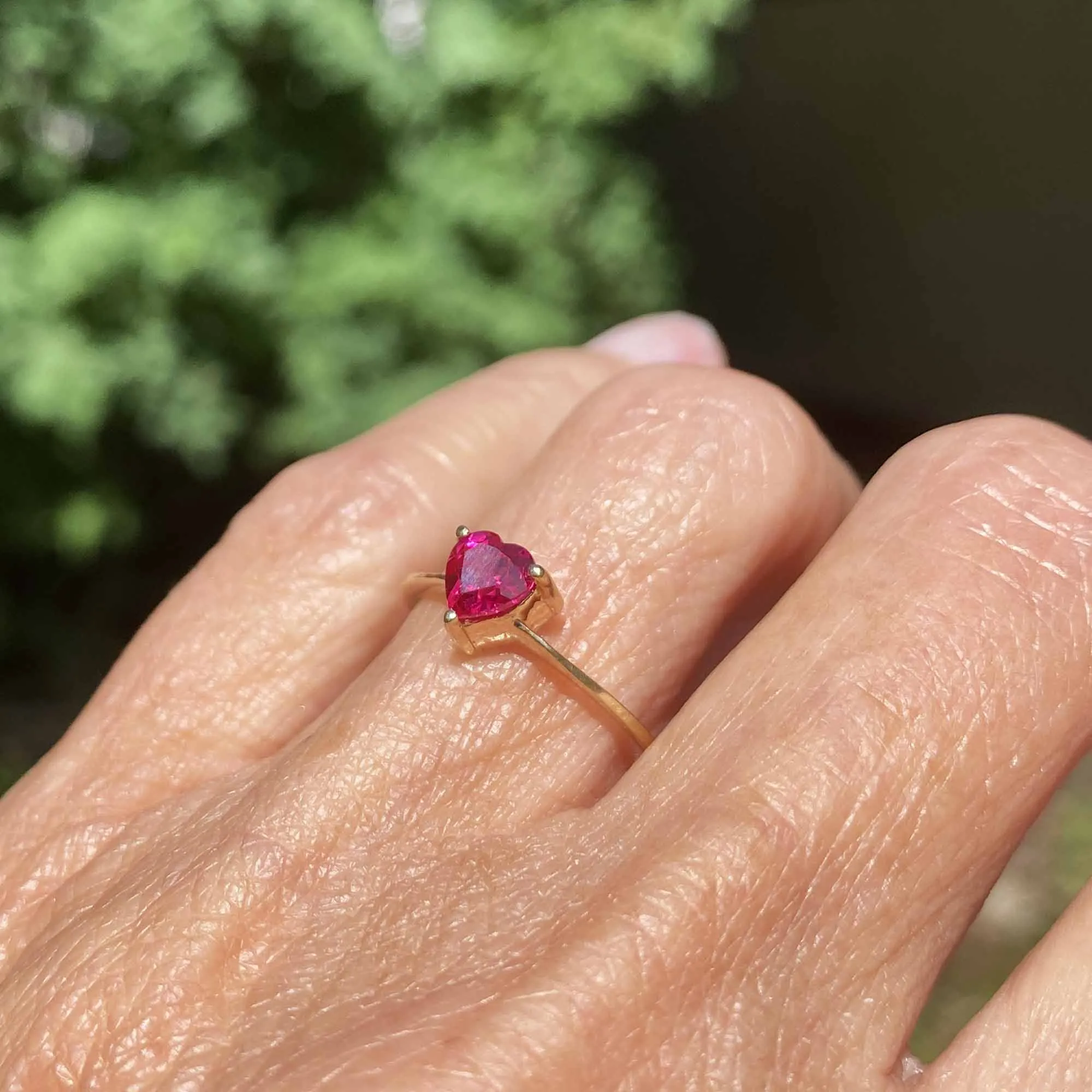 Vintage 10K Gold Solitaire Ruby Heart Ring