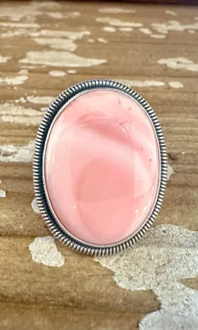 WYDELL BILLIE Navajo Pink Conch Shell and Sterling Silver Oval Ring  Size 7 Adjustable